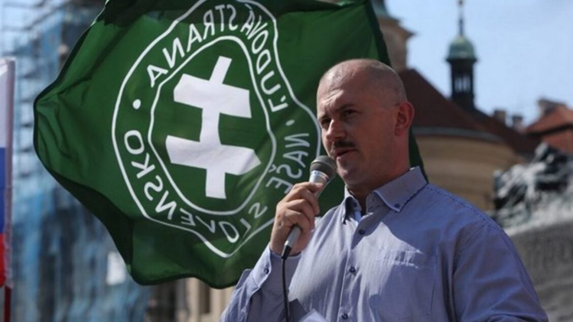 Ako Marián Kotleba zavádza