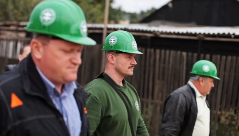 Podivné tendre v BBSK pod vedením M. Kotlebu